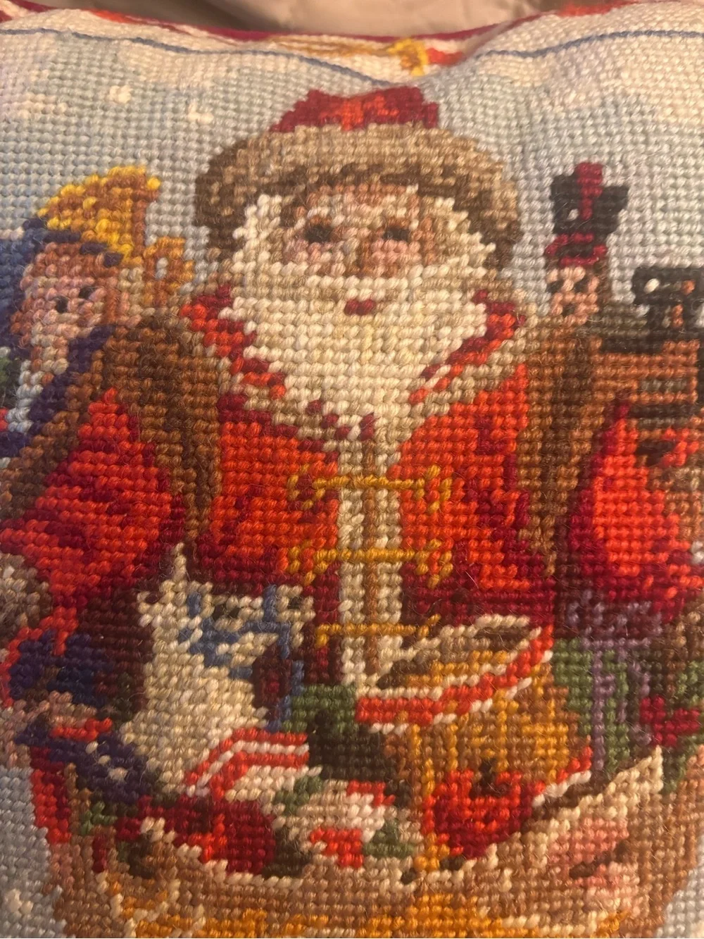 Festive vintage Santa Needlepoint Holiday Pillow - 12X15 excellent condition